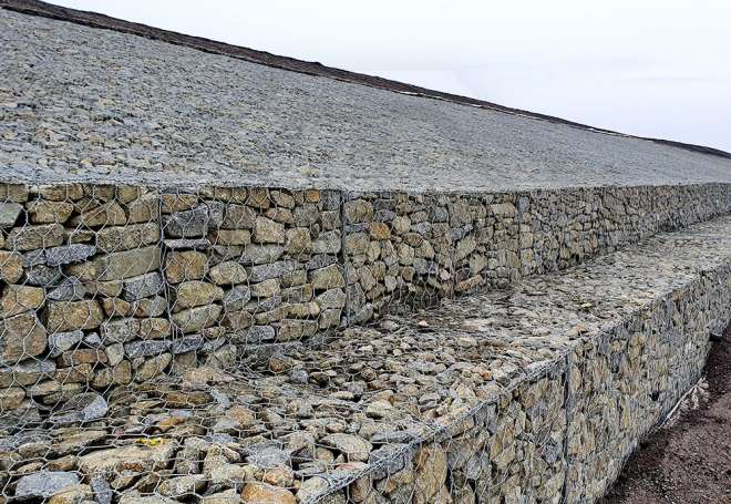 Габионы для берегоукрепления в Омске